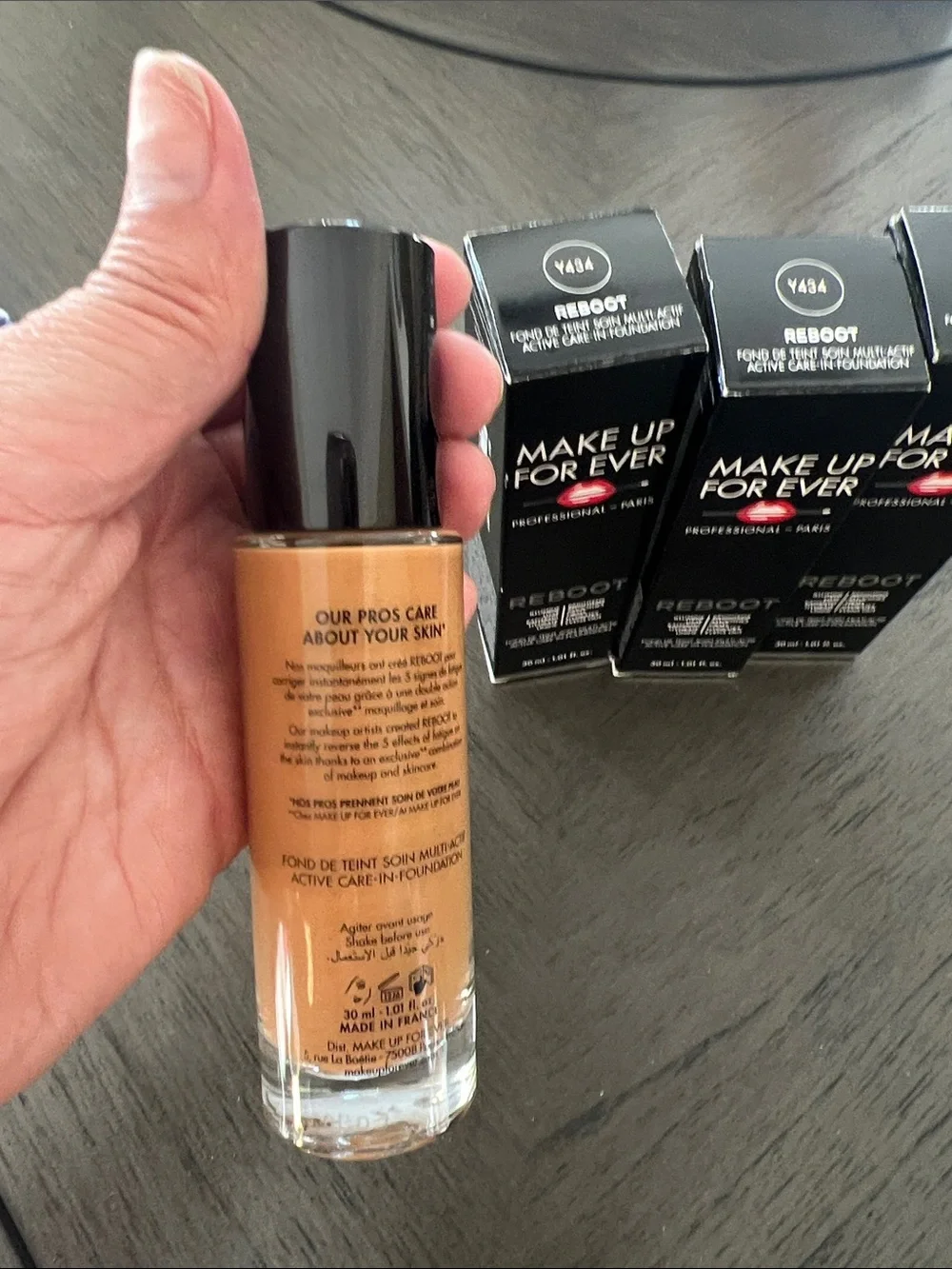 Make Up For Ever Reboot Foundation - Black Packaging  set of 3 Shade Y434